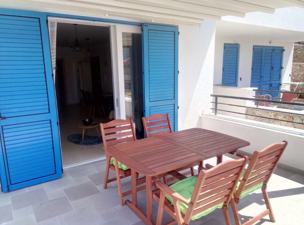 Lorena Cres Exterior foto
